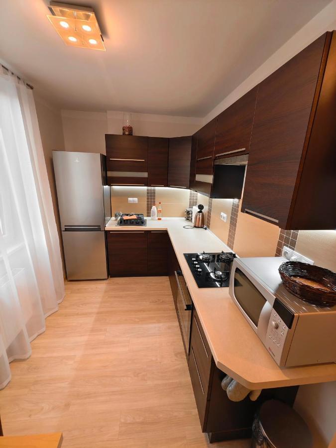 Apartman V Centru Karlsbad Buitenkant foto